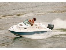 Striper 1851 Walk Around O/B 2009 Boat specs