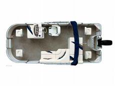 Sylvan Mirage 820 4.0 2009 Boat specs