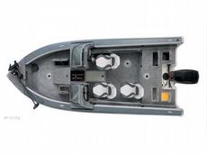 Sylvan Pro Sport 1900 DC 2009 Boat specs