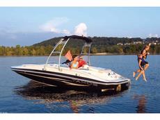 Tahoe Boats 215xi I/O 2009 Boat specs