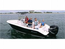 Triton Boats 225 CC 2009 Boat specs