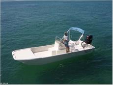 Twin Vee Catamarans 22 ft. Single Engine Classic  2009 Boat specs