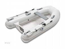 Achilles HB-240LX 2010 Boat specs
