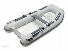 Achilles HB-315DX 2010 Boat specs