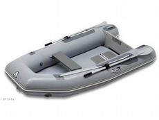 Achilles LSI-260 2010 Boat specs