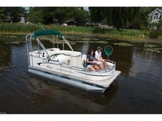 Avalon Eagle 16 ft. Fish 2010 Boat specs