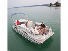 Avalon Paradise RC 22 ft. 2010 Boat specs
