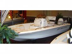 Caddo BayStealth 2030 OB Vee Hull 2010 Boat specs