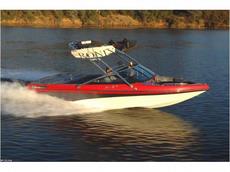 Calabria Pro V II 2010 Boat specs