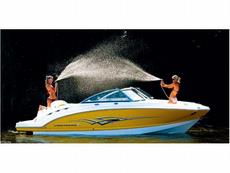 Chaparral Sunesta 224 2010 Boat specs