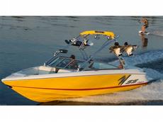 Cobalt Boats 222WSS 2010 Boat specs