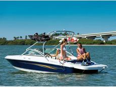 Four Winns H180 2010 Boat specs