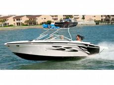 Four Winns H180SS 2010 Boat specs