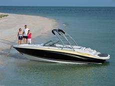 Four Winns H220 2010 Boat specs
