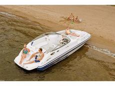 Glastron GLS 235 DB 2010 Boat specs