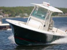 Hunt Yachts Surfhunter 25 Center Console 2010 Boat specs