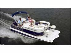 Hurricane Boats FD 216F OB  2010 Boat specs