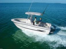 Hydra-Sports 2000CC 2010 Boat specs
