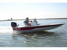 Majek HP 2010 Boat specs