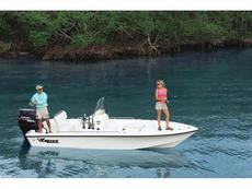 Mako Boats 1901 Tunnel Inshore 2010 Boat specs