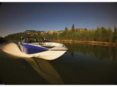 Malibu LXi 2010 Boat specs