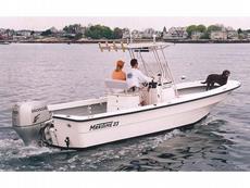Maritime 23 Defiant 2010 Boat specs