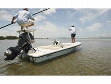 Maverick Mirage 17 HPX Micro 2010 Boat specs