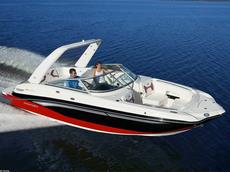 Monterey M5 2010 Boat specs