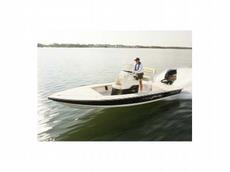 Pathfinder 2100 Fusion 2010 Boat specs