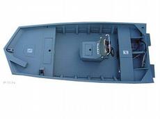 SeaArk 1872MVT 2010 Boat specs
