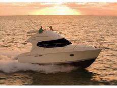 Silverton 33 Convertible  2010 Boat specs