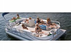 Sunset Bay XR 230 2010 Boat specs