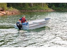 Tracker Guide V15 Laker All-Welded Deep V 2010 Boat specs