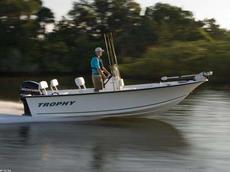 Trophy 181 Bay Boat 2010 Boat specs