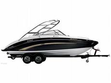 Yamaha 242 Limited S 2010 Boat specs