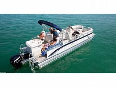 Avalon Windjammer Sandbar 2011 Boat specs