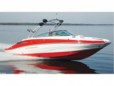 Crownline E4 EC 2011 Boat specs
