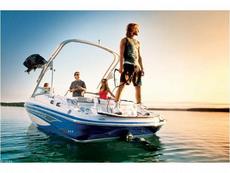 Glastron GLS 215 2011 Boat specs