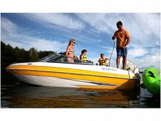 Glastron GT 180 2011 Boat specs