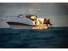 Larson Cabrio 310 2011 Boat specs