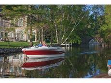 Larson LXi 218 I/O 2011 Boat specs