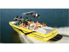 Sanger V215 2011 Boat specs