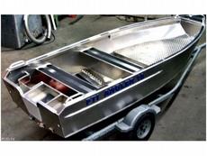 Silver Dolphin FTI Angler 16 2011 Boat specs