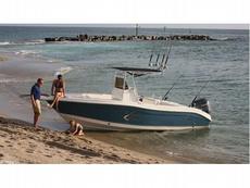 Striper 2305 Center Console 2011 Boat specs