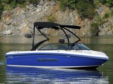 Supra Sunsport 22V 2011 Boat specs