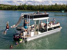 Tahoe Pontoons Sierra Funship 2011 Boat specs