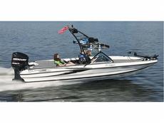 Triton Boats 220 Escape 2011 Boat specs