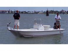 Twin Vee Catamarans 19 ft. Bay Cat 2011 Boat specs