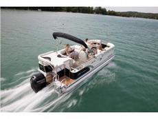 Avalon 22 ft. Paradise 2012 Boat specs