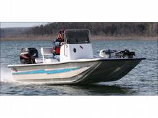 Bass Cat Skiff Cat 18 2012 Boat specs